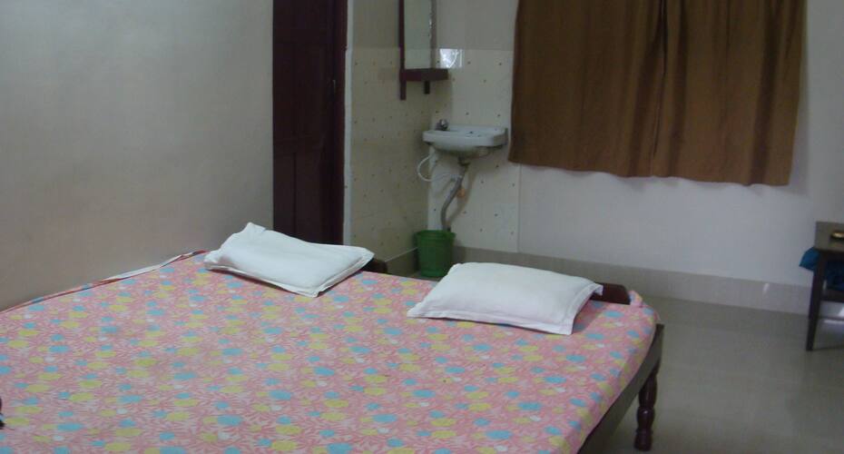 Ekanto Apon Lodge, Tarapith 4